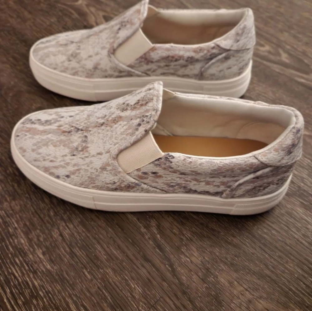 Just Fab Sneakers.